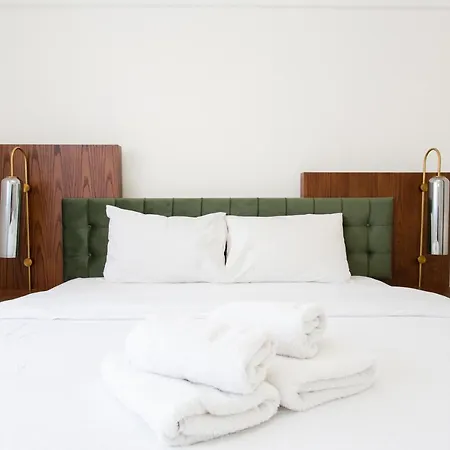 Apartman Suggrou Terrace #8 *