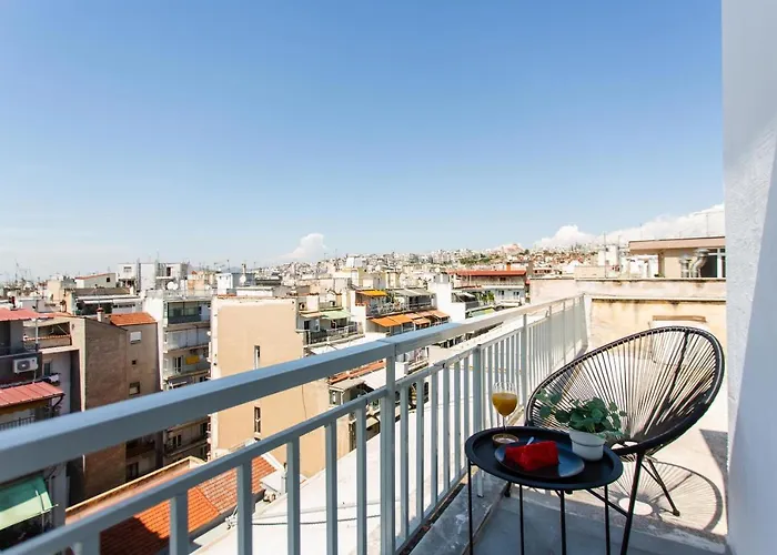 Suggrou Terrace #8